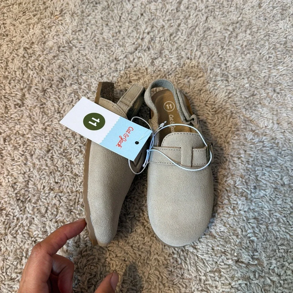 Cat & Jack Kids Tan Beige Faux Suede Buckle Clogs Slingback Shoes Size 11 NWT